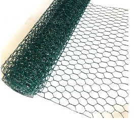 Chicken wire roll